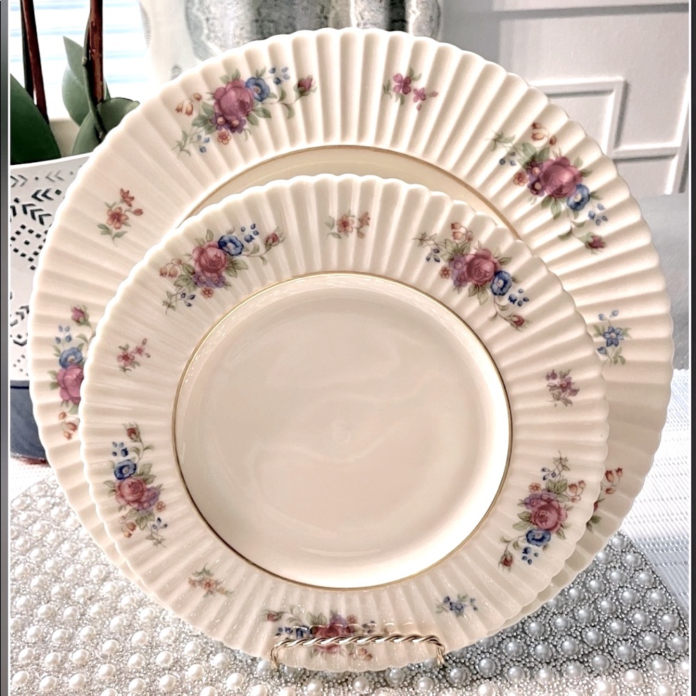 The 70’s Lenox Fine China Pavlova 12 pieces Dinner & Salad Plates Set for 6